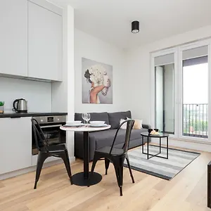 Апартаменты Business Center Wola Ordona By Renters, Варшава