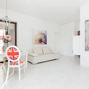 Apartament Nowy Mokotów Konstruktorska By Renters, Warszawa