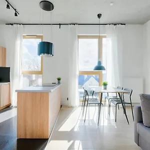 Apartament Za Cafe Peron, Patriotów 303a, Warszawa