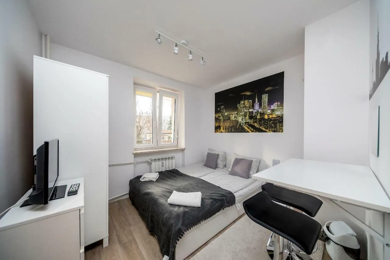 Apartment 6 Cities Rooms Warsaw