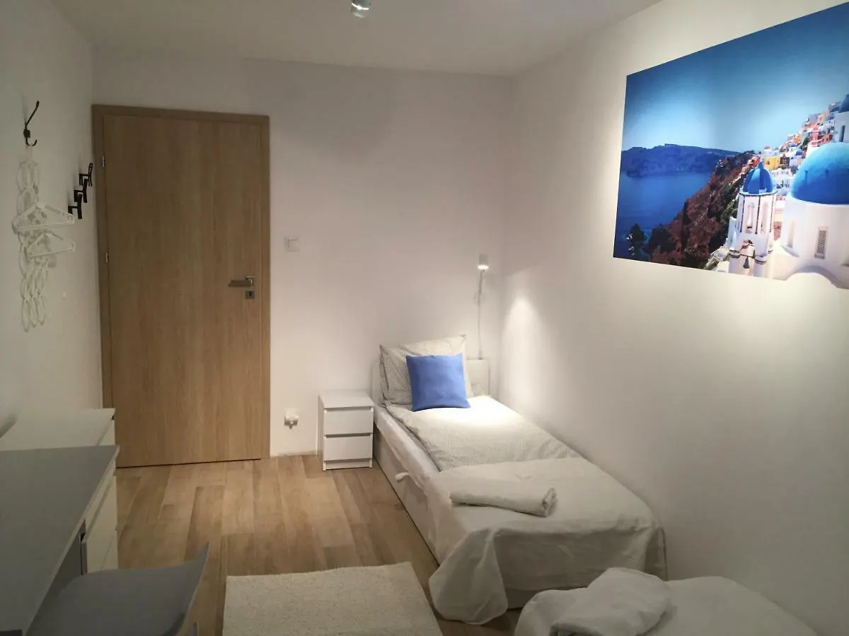 6 Cities Rooms Warsaw Poland